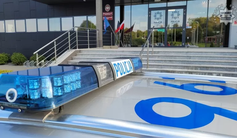 policja, radiowóz, sygnał, kogut, komiariat