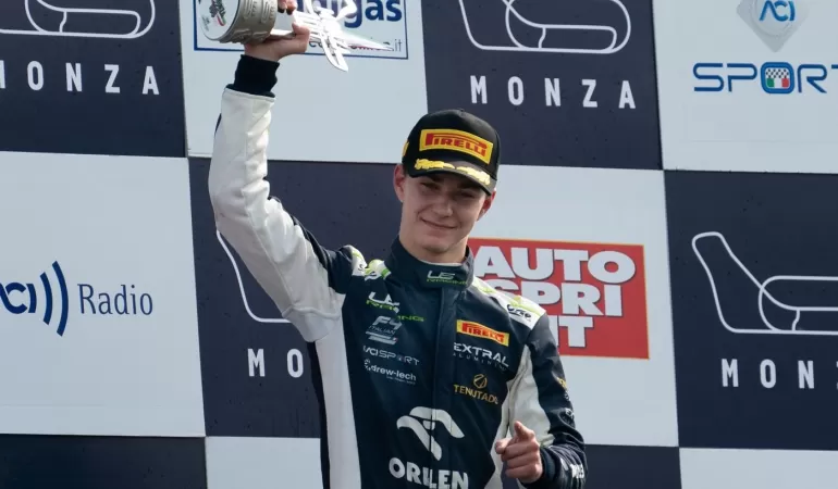 Kacper Sztuka wygrał pierwszy wyścig serii Euro 4 Championship na torze Monza