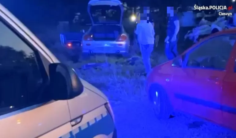 Policyjny pościg w Ustroniu. Zatrzymano poszukiwanego siedmioma listami gończymi