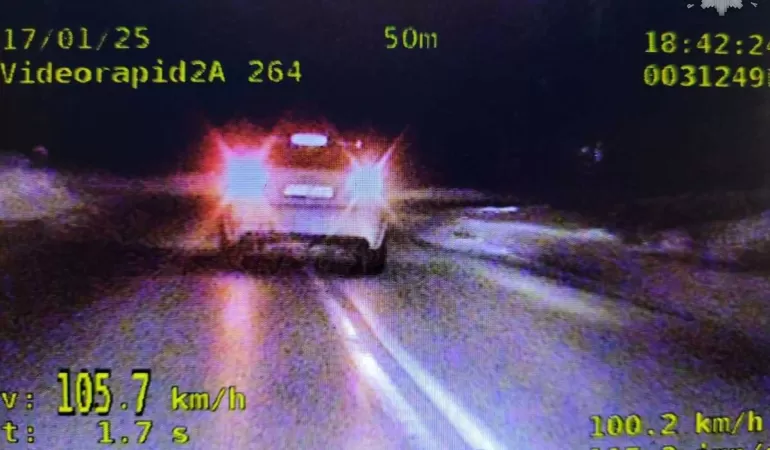 Pędził 105 km/h w terenie zabudowanym. Kierowca Audi otrzymał surową karę