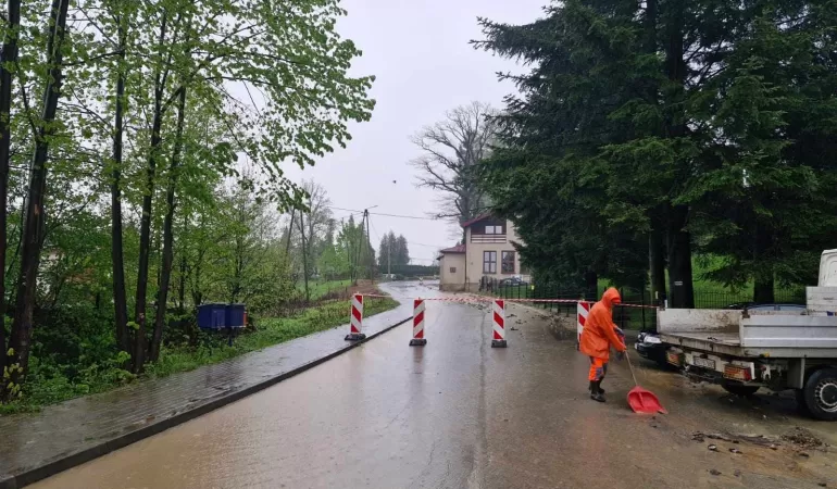 Ul. Pod Zebrzydką w Górkach Wielkich została zamknięta do odwołania