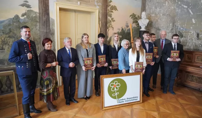 Wręczono stypendia Macierzy Ziemi Cieszyńskiej. Trafiły do najzdolniejszych uczniów i studentów