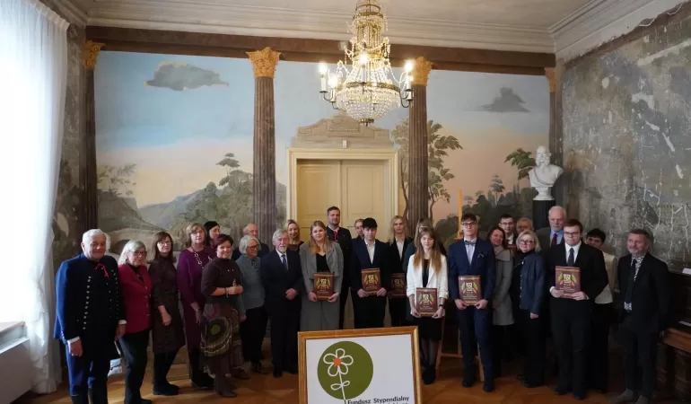 Wręczono stypendia Macierzy Ziemi Cieszyńskiej. Trafiły do najzdolniejszych uczniów i studentów