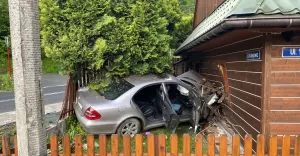 Zdarzenie drogowe przy ul. 1 Maja w Wiśle - 11.05.2025