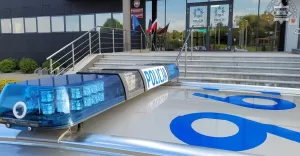 policja, radiowóz, sygnał, kogut, komiariat